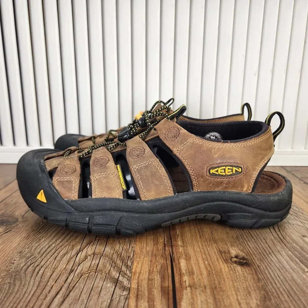 Keen Newport Classic Sandals Men's 8.5 Bison Brown Leather Hiking Shoes 1001870